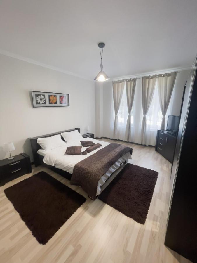 Enjoy Apartments - Spacious Retreat In Our Villa Cluj-Napoca Exterior foto